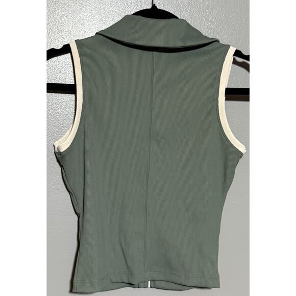 NWT Travis Mathew Sip & Sea Agave Green Size Small White Trim Sleeveless - Picture 2 of 7
